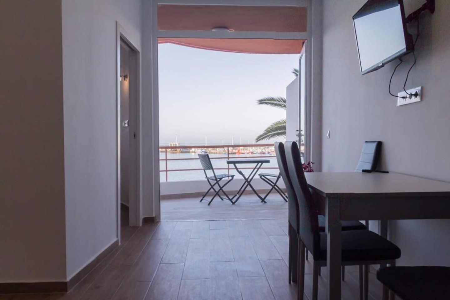 Paseo Maritimo, Los Cristianos Over The Sea Free Wifi アロナ エクステリア 写真